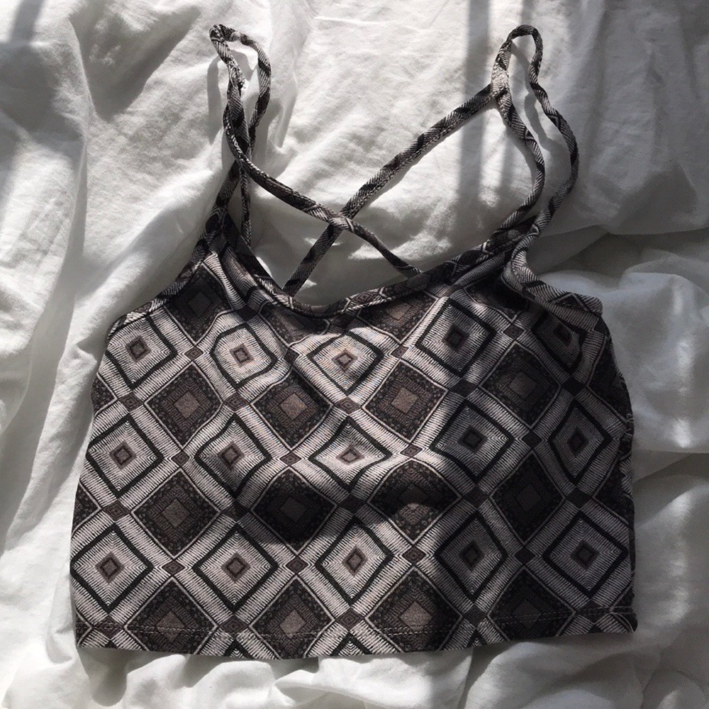 Black and Gray Criss Cross Cropped Tank Top